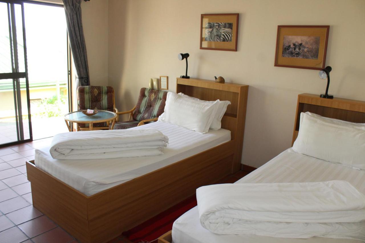 Onganga Hotel Pension Windhoek Exteriör bild