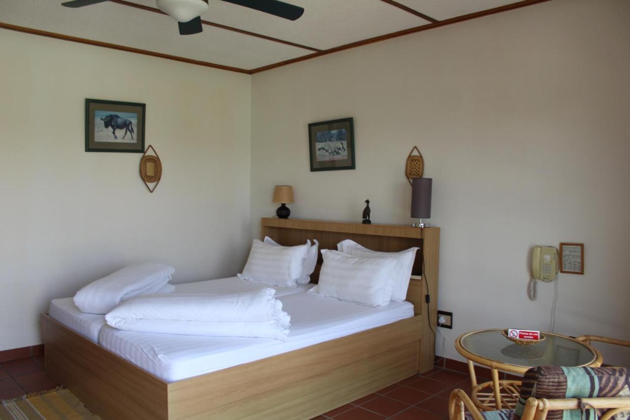 Onganga Hotel Pension Windhoek Exteriör bild