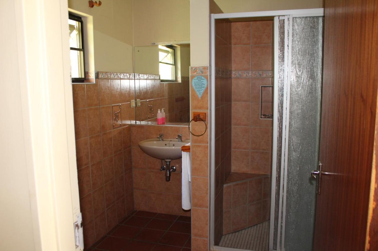 Onganga Hotel Pension Windhoek Exteriör bild